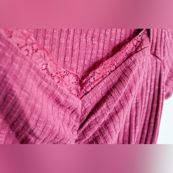 Pink Ruched Top - Picture 3 of 4